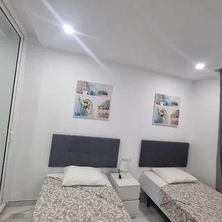 Casa Palmera 2 Only 150 Meters To The Beach, Heated Pool, Wifi, Sat-Tv, Terrace, Central Location, Washing Machine Playa de las Americas  Exterior photo