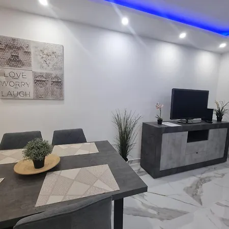 Casa Palmera 2 Only 150 Meters To The Beach, Heated Pool, Wifi, Sat-Tv, Terrace, Central Location, Washing Machine Playa de las Americas  Exterior photo
